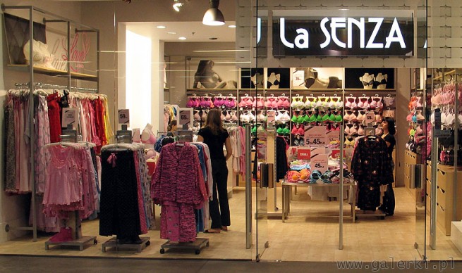 La Senza daje kobietom możliwość niepowtarzalnych zakupów w harmonijnym i przytulnym ...