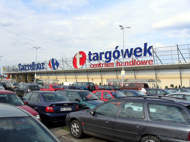 Galeria Handlowa Targówek i Hipermarket Carrefour