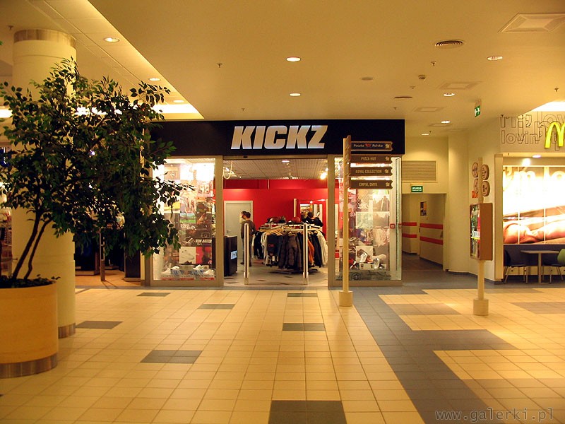 Kickz - ubrania, czapki, piłki - sklep dla fanów koszykówki i HIP-HOP